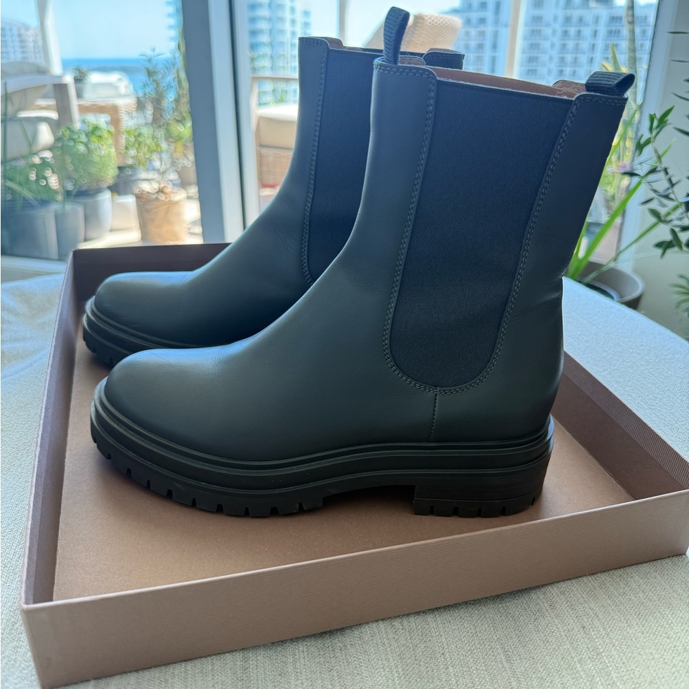 Gianvito Rossi Grey Chester Leather Chelsea Boots - Picture 4 of 7
